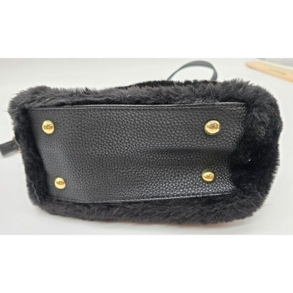 Isaac Mizrahi Faux Fur Handbag With Gold Chain Strap & Adjustable Handle - Picture 7 of 7
